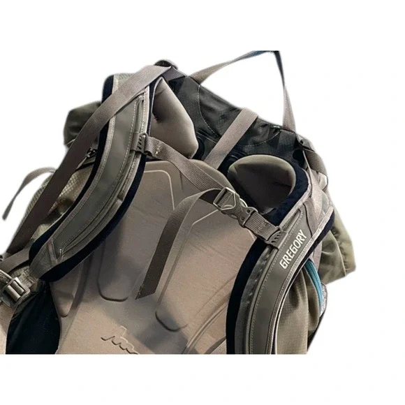 Gregory Deva 60‎ Hiking Backpack Sepia Gray